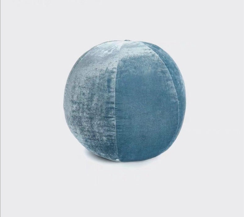 CoziSphere – Nordic Ball Cushion