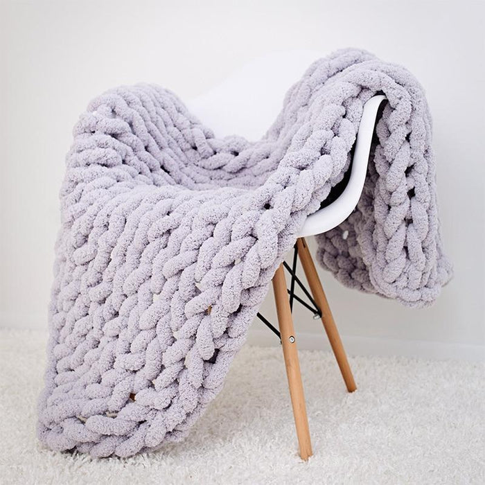 SnuggleWeave - Chunky Knit Blanket