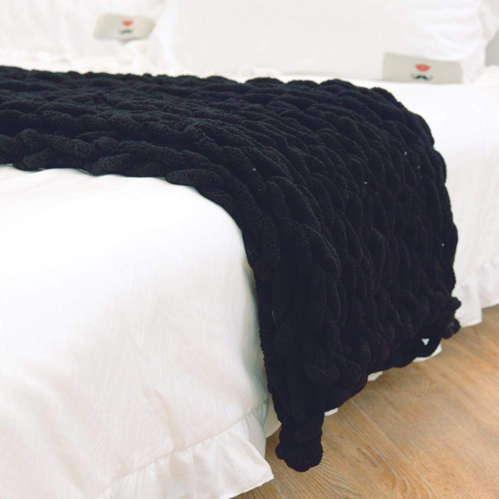 SnuggleWeave - Chunky Knit Blanket