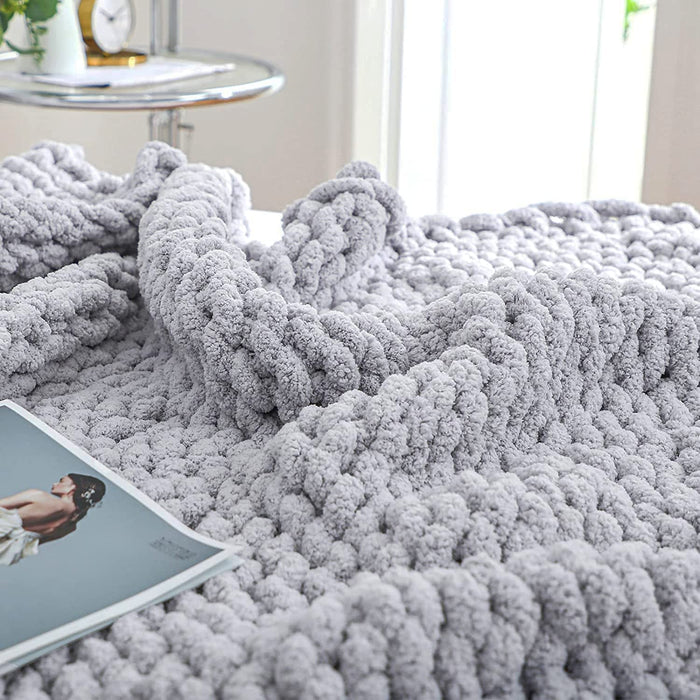 SnuggleWeave - Chunky Knit Blanket