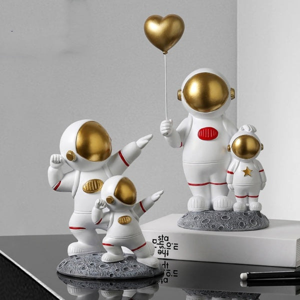 Galactic Explorer - Astronaut Figurines