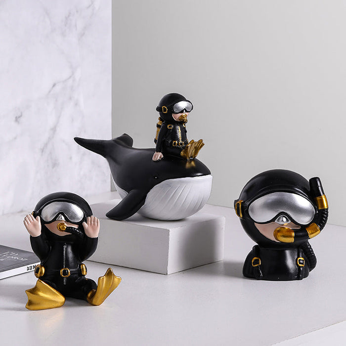 AquaExplorer - Mini Scuba Diver Figurine